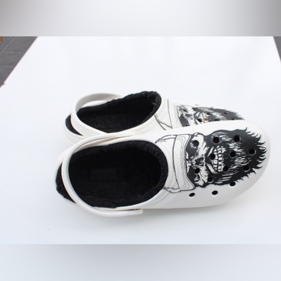 Crocs Luke Combs skull crocs - Picture 8 of 8